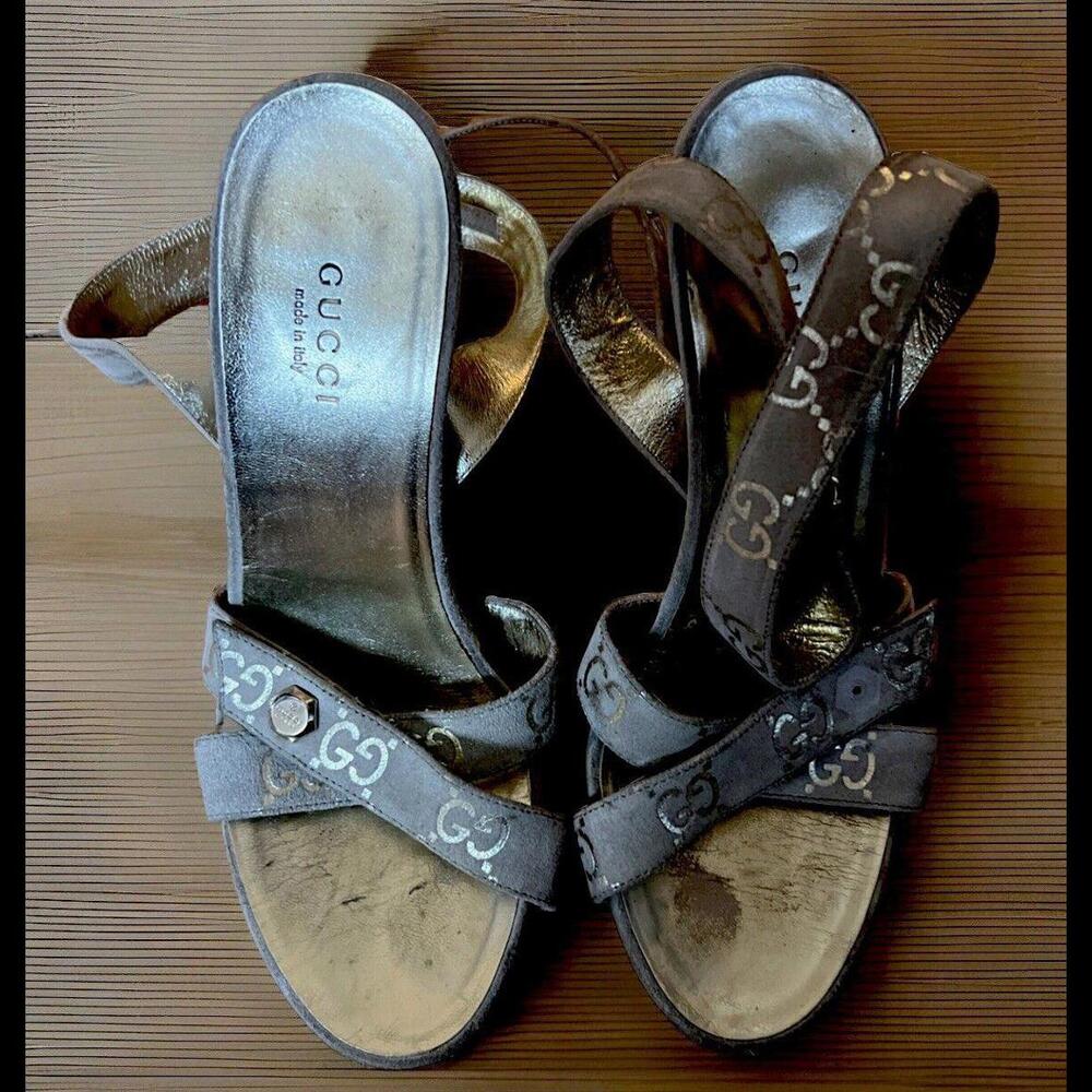 Vintage Authentic GUCCI Tan/Gold Monogram Sandals Sz 5 PreOwned